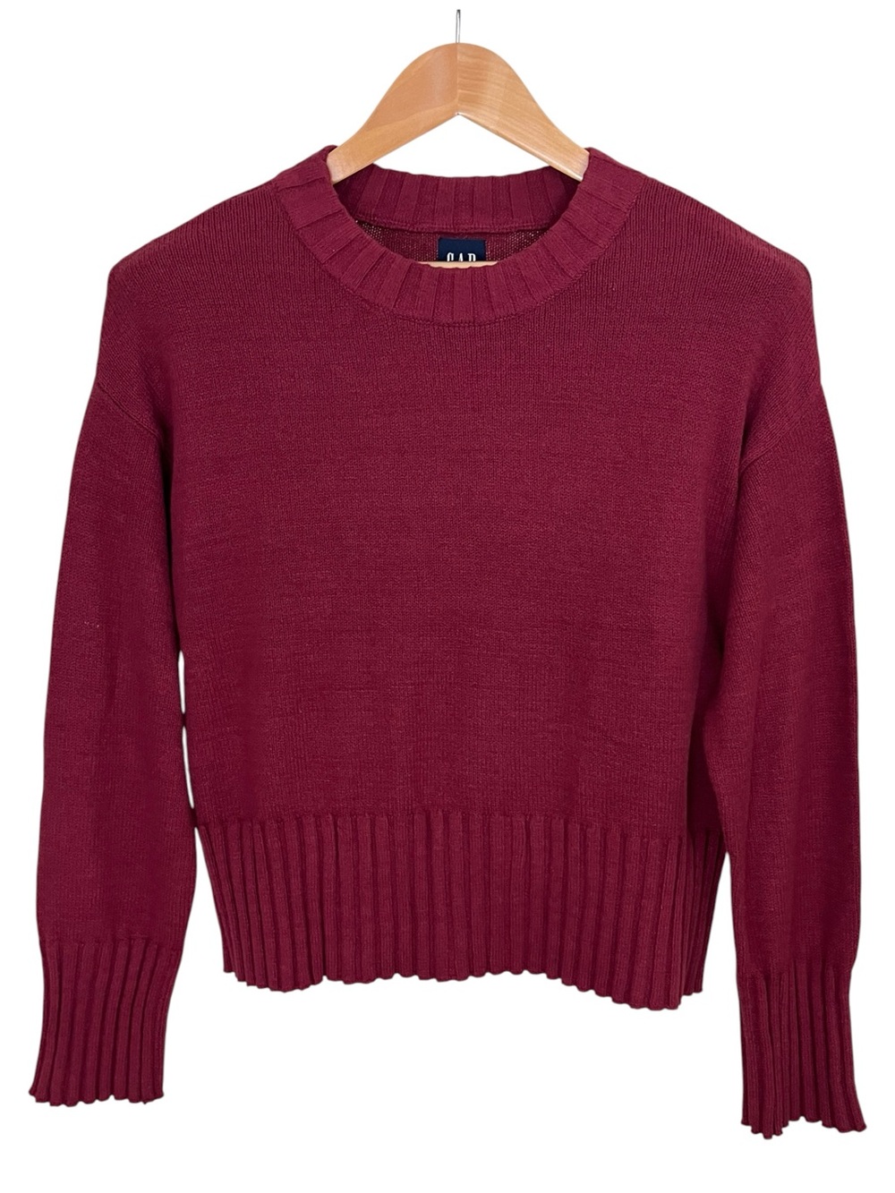Gap Women’s Red Crewneck Sweater Medium